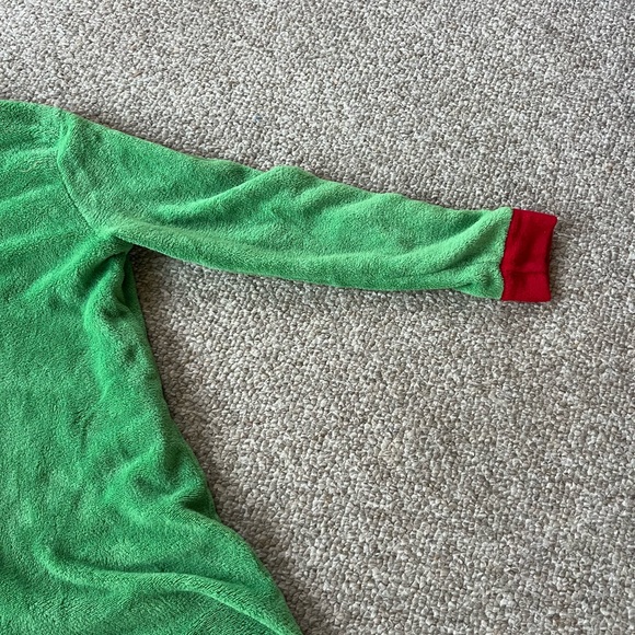Women’s Large PJ Essentials Zippered Green Onesie With Hood Outlined In Red - Picture 4 of 8